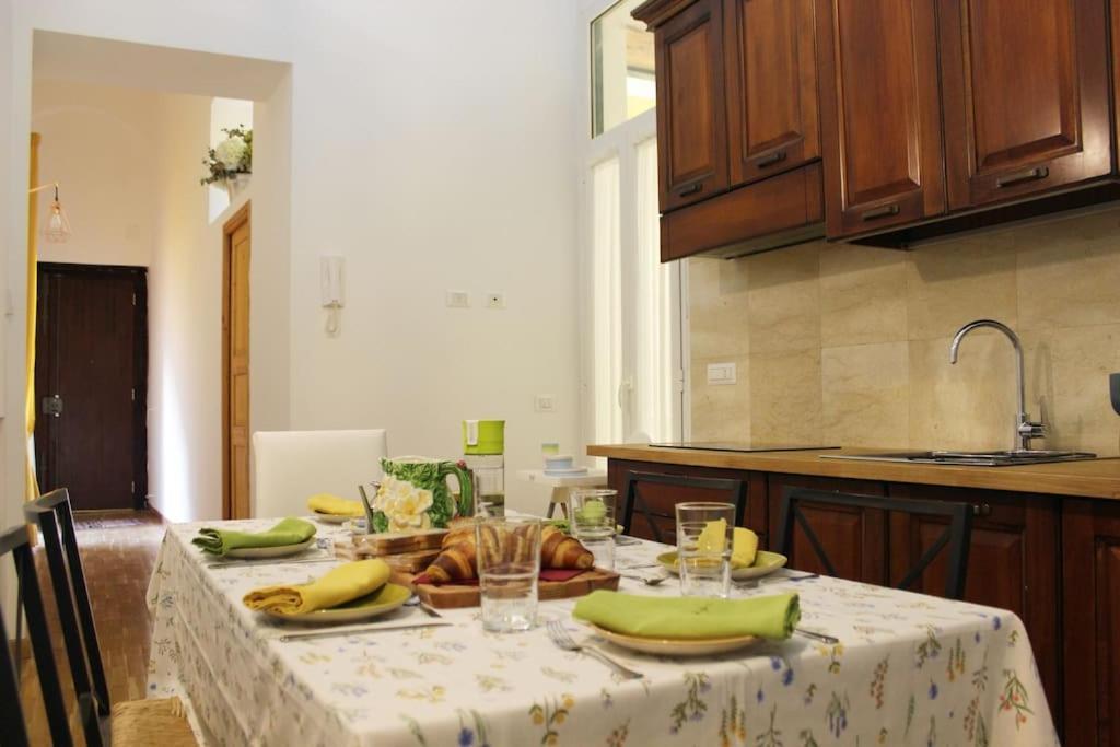 Easy Napoli Duomo Apartman Kültér fotó