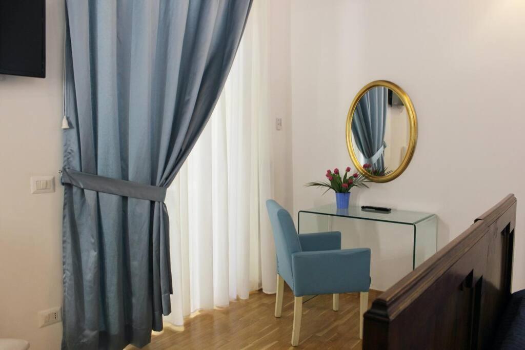 Easy Napoli Duomo Apartman Kültér fotó